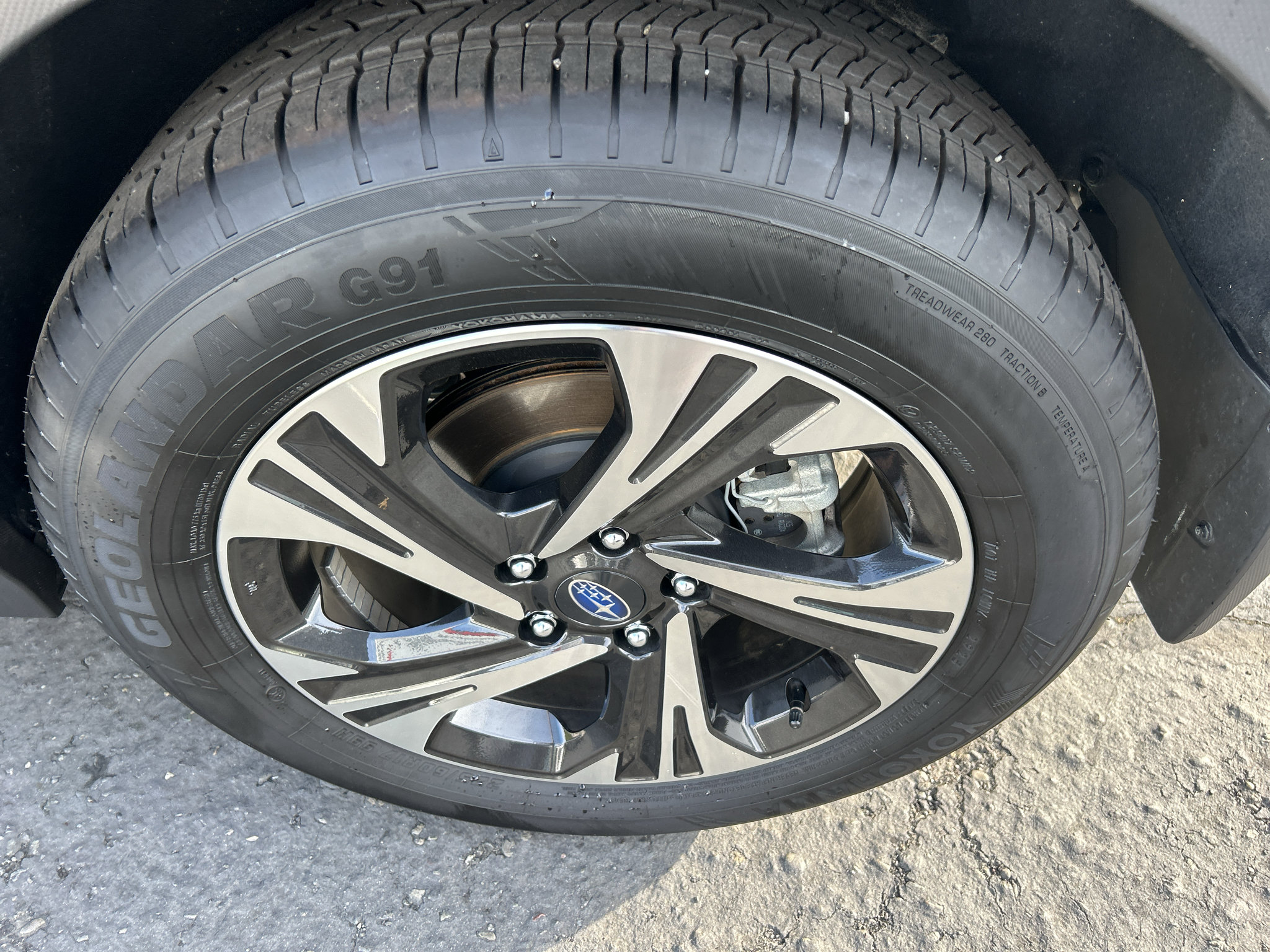Certified 2025 Subaru Crosstrek 2.5i Premium AWD/4WD image 8