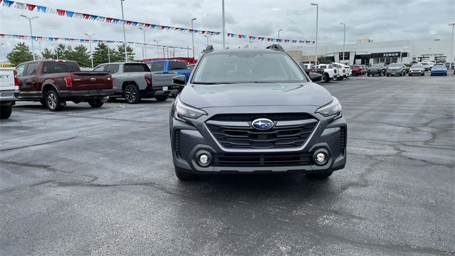 New 2025 Subaru Outback Premium image 7