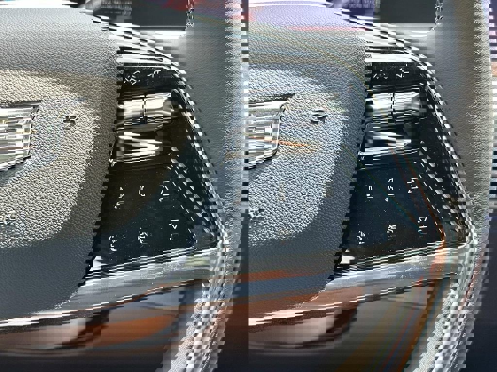 New 2026 Cadillac Escalade IQ Luxury 1 w/ LPO, Floor Liner Package image 23