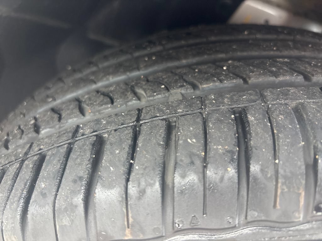 Used 2017 Ford Escape SE AWD/4WD image 31