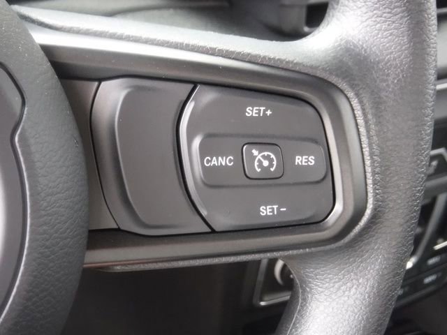 Used 2025 Jeep Wrangler Sport image 36