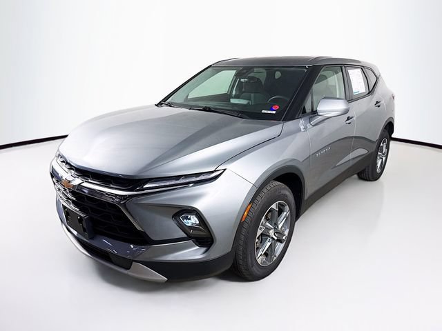 Used 2024 Chevrolet Blazer LT AWD/4WD video 1