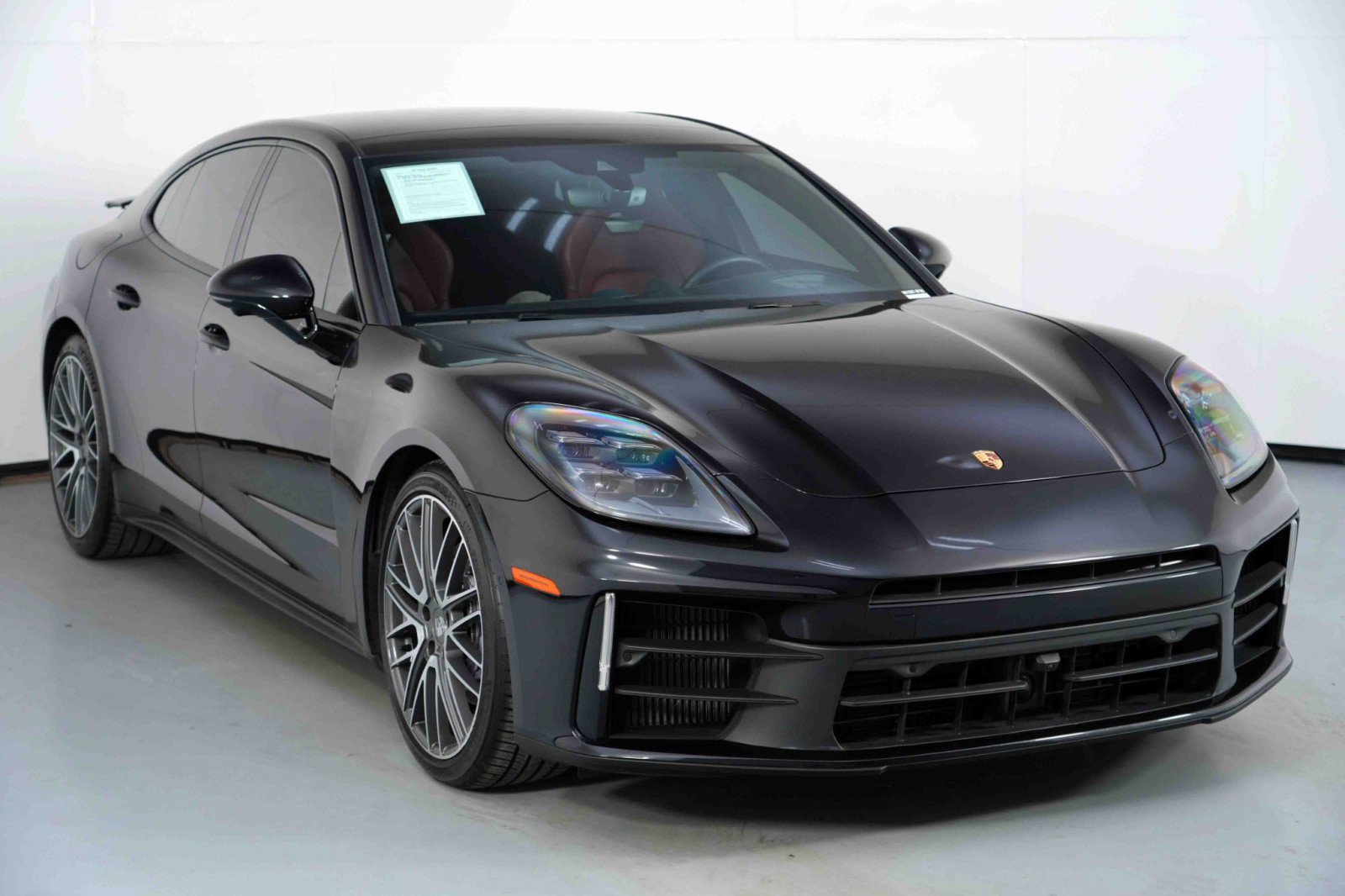 Used 2024 Porsche Panamera image 56
