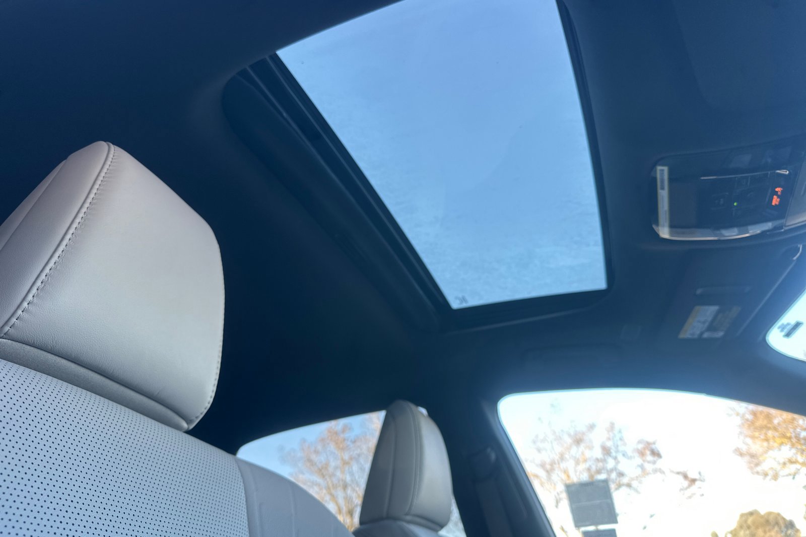 Certified 2024 Lexus RX 350 Premium Plus image 17