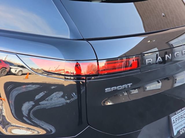 Used 2023 Land Rover Range Rover Sport SE image 37