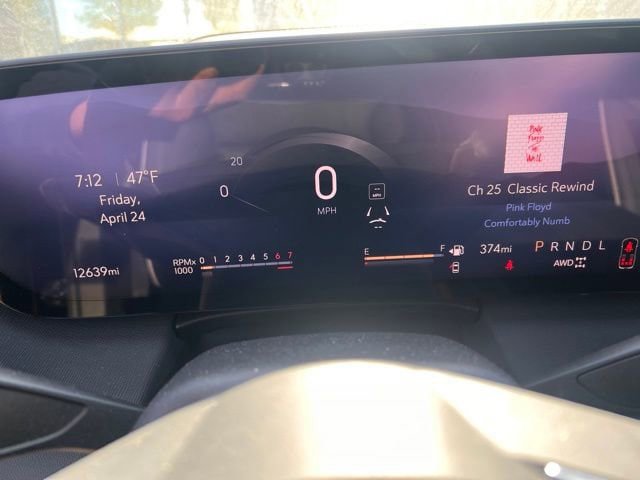 Used 2025 Buick Enclave Sport Touring AWD/4WD image 7