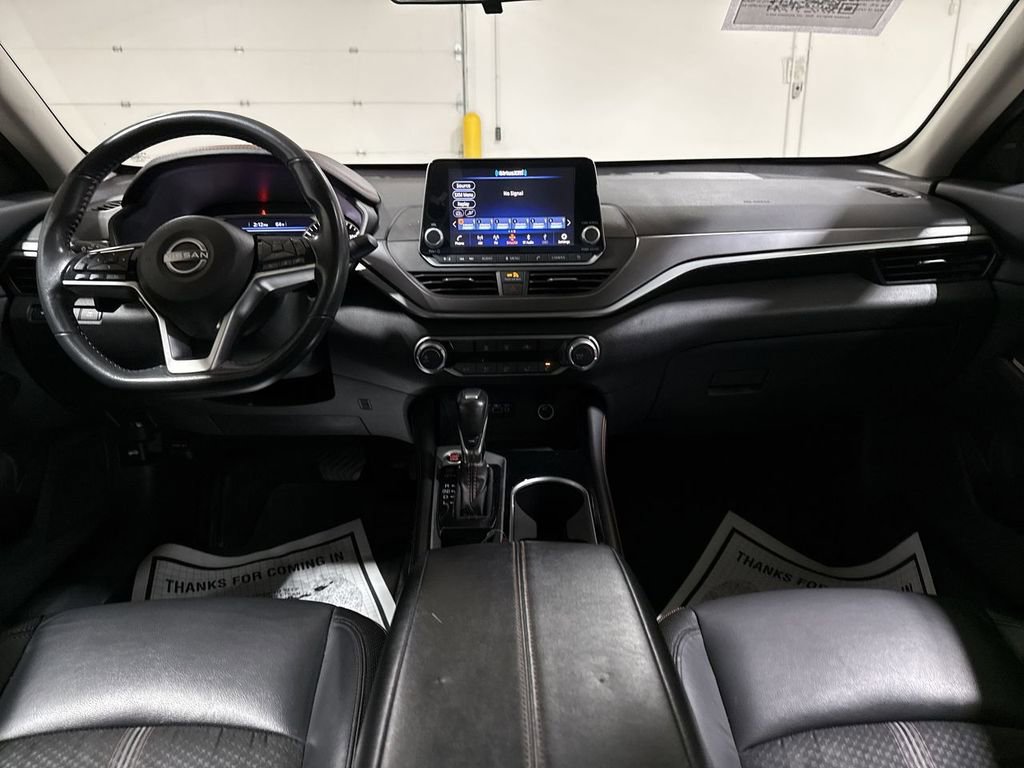 Used 2023 Nissan Altima 2.5 SR image 10