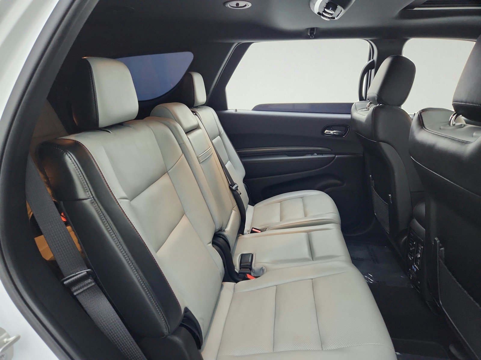 Used 2024 Dodge Durango GT RWD image 31