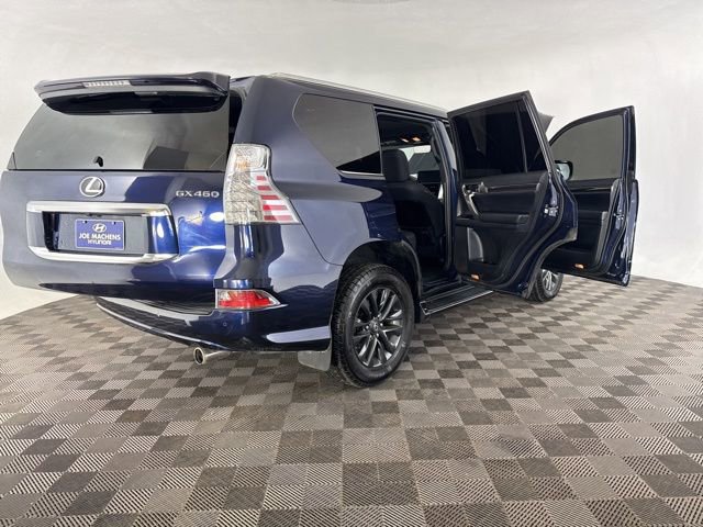 Used 2023 Lexus GX 460 Premium w/ Premium Package image 15