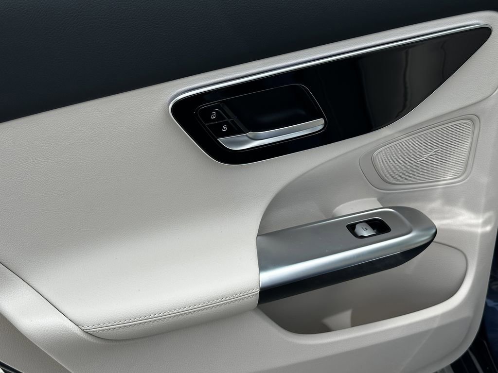 New 2026 Mercedes-Benz C 300 Sedan image 25