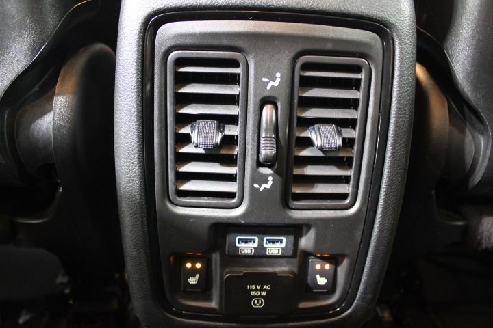 Used 2024 Dodge Durango GT image 32