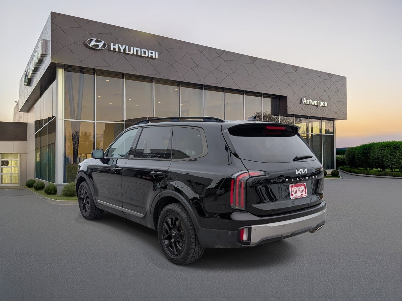 Used 2023 Kia Telluride SX X-Pro AWD/4WD image 5