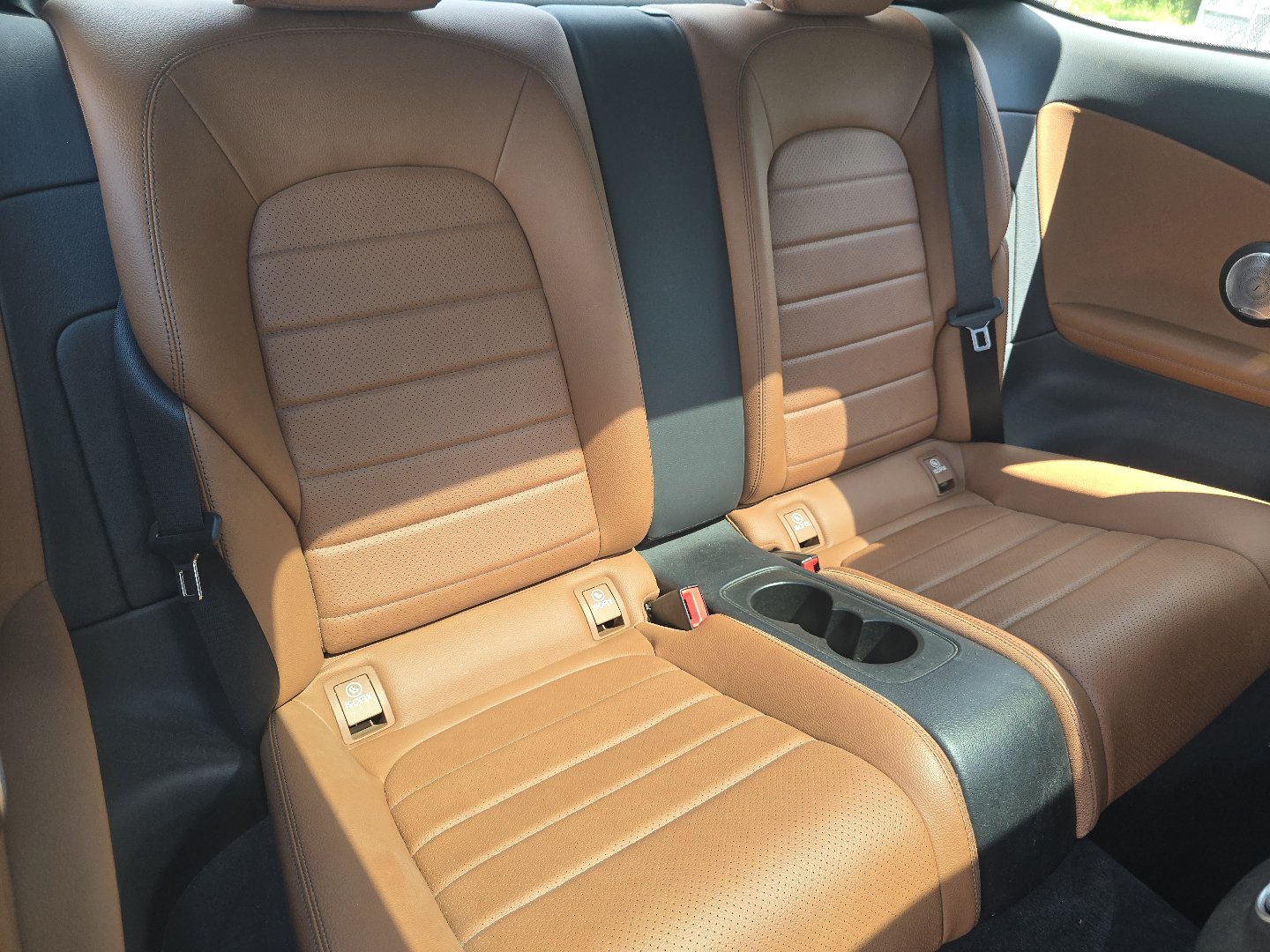 Used 2018 Mercedes-Benz C 300 4MATIC Coupe image 21