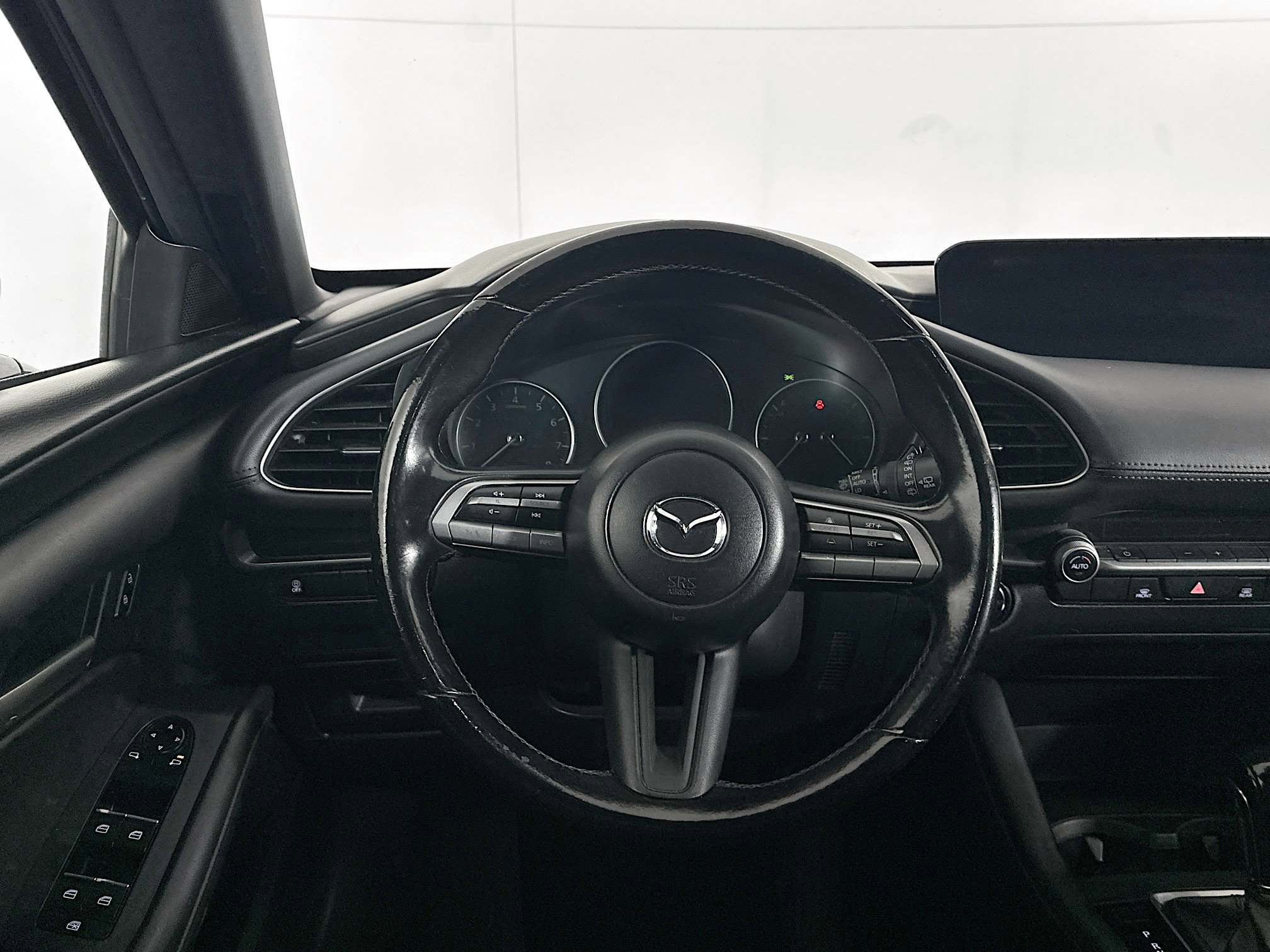 Used 2022 MAZDA MAZDA3 s FWD image 17