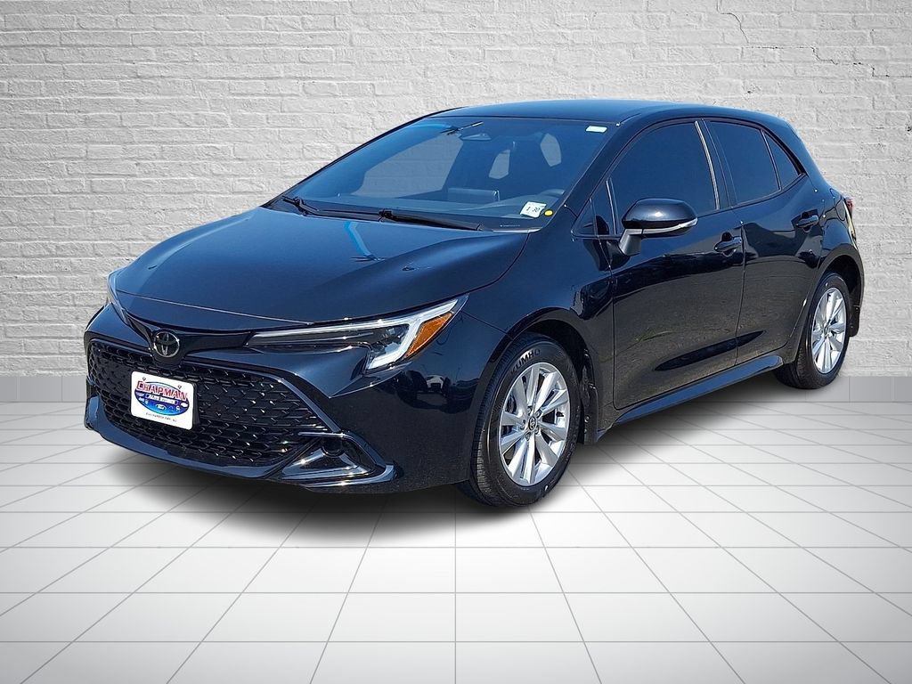 Used 2025 Toyota Corolla SE FWD image 1