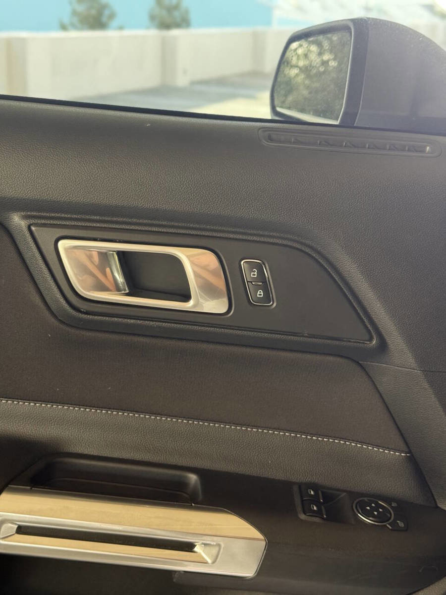 Used 2021 Ford Mustang Coupe image 24