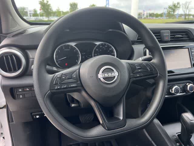 Used 2025 Nissan Versa S w/ Trunk Package image 17