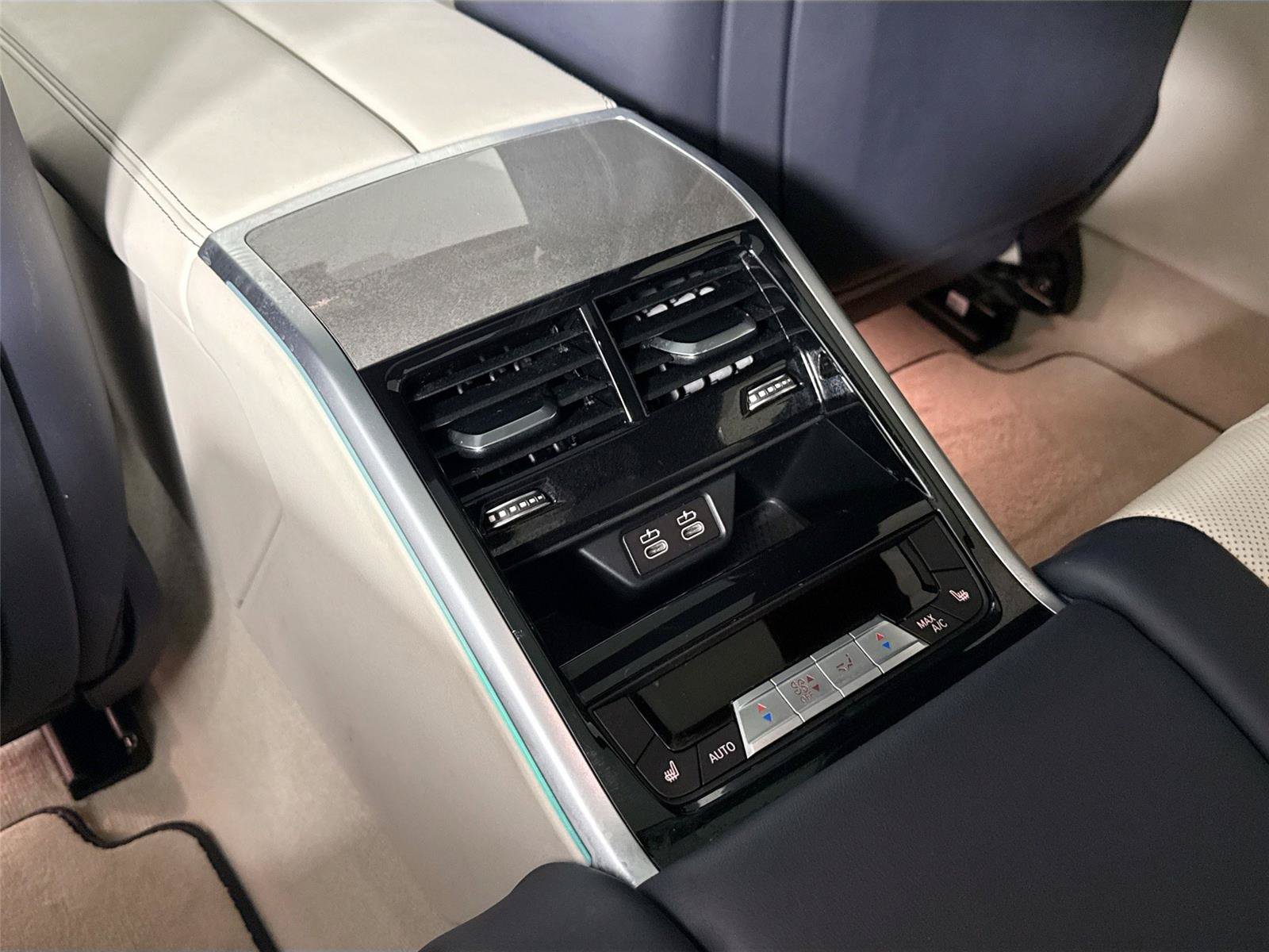 Used 2022 BMW 840i Gran Coupe RWD image 37