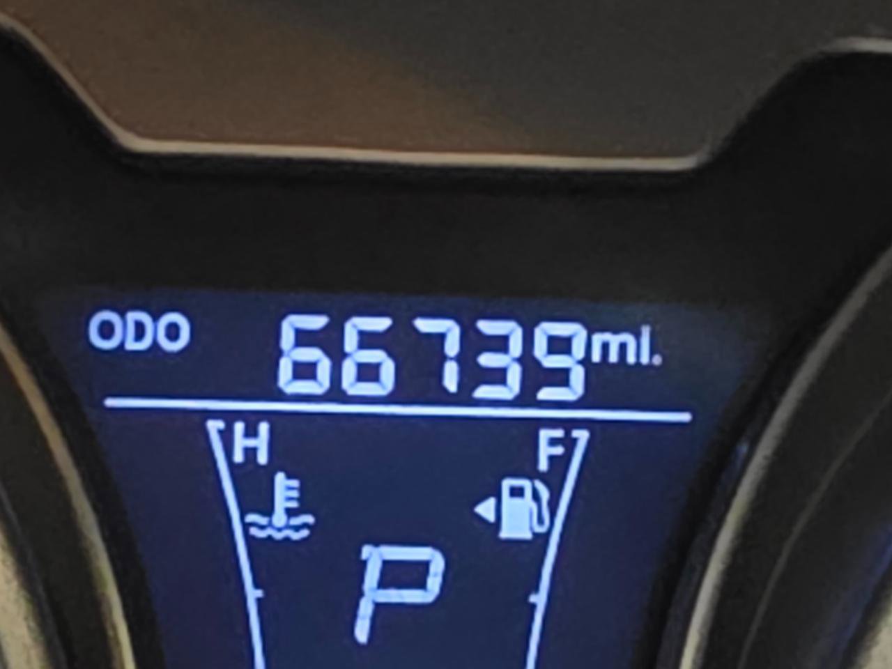 Used 2016 Hyundai Veloster FWD image 38