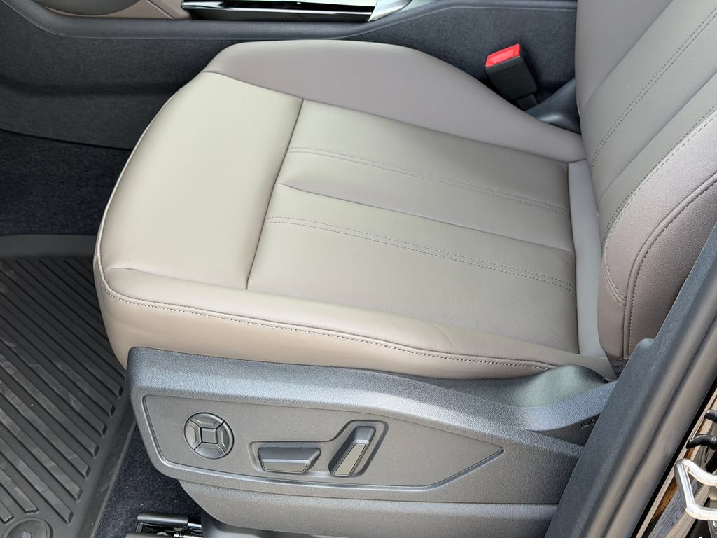New 2026 Audi Q5 Premium AWD/4WD image 16
