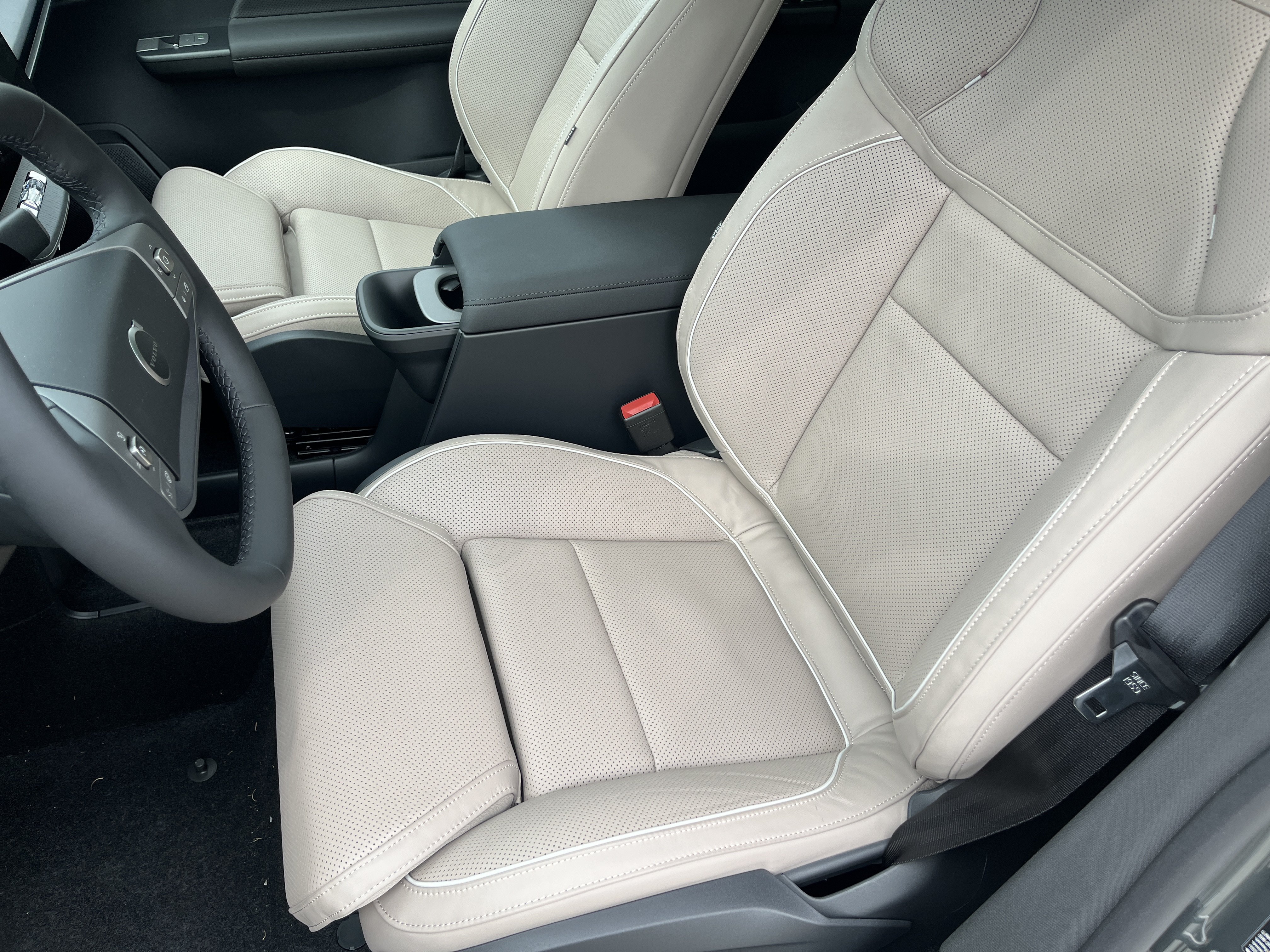 New 2027 Volvo EX60 Ultra AWD/4WD image 27