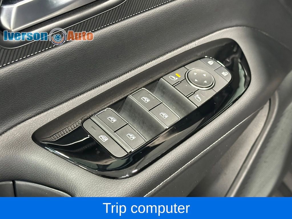 Used 2025 Nissan Murano SV w/ Cargo Package image 15