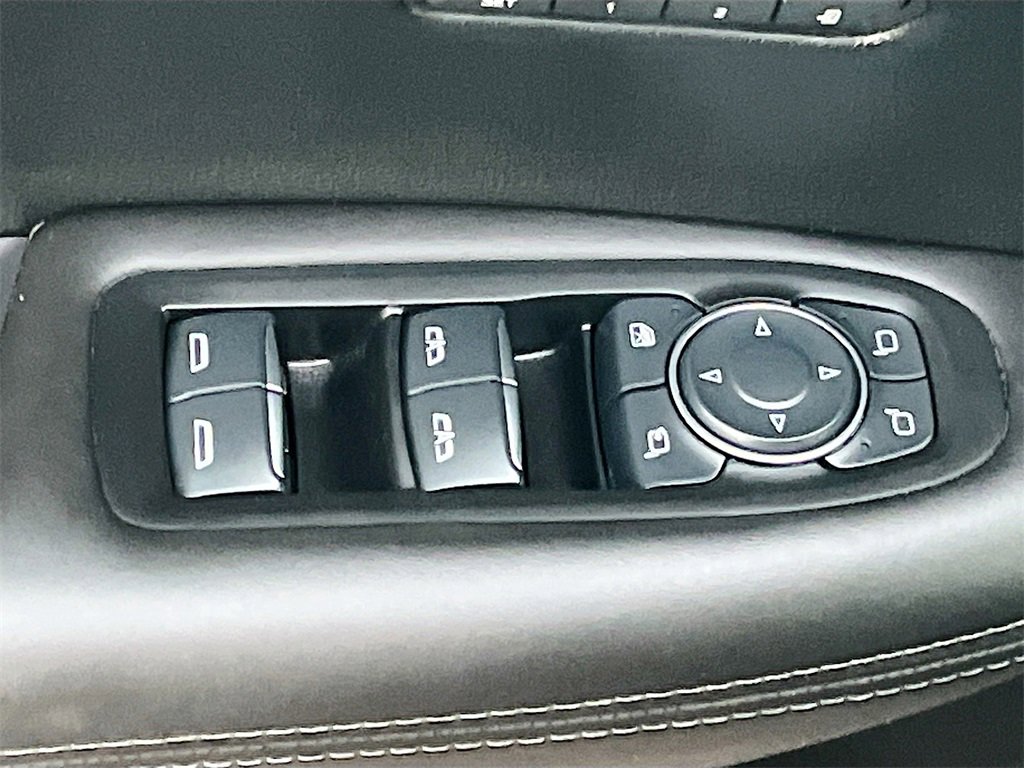 Used 2024 Cadillac XT5 Sportv w/ Platinum Package image 18