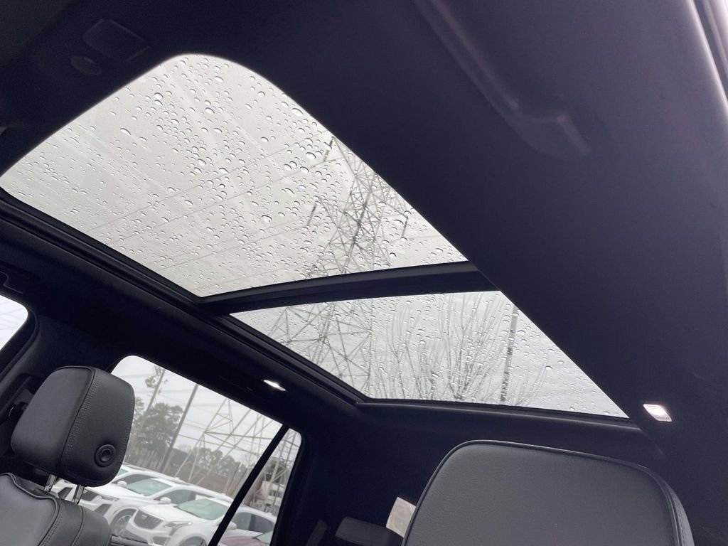 Used 2021 GMC Yukon Denali w/ Denali Premium Package image 20