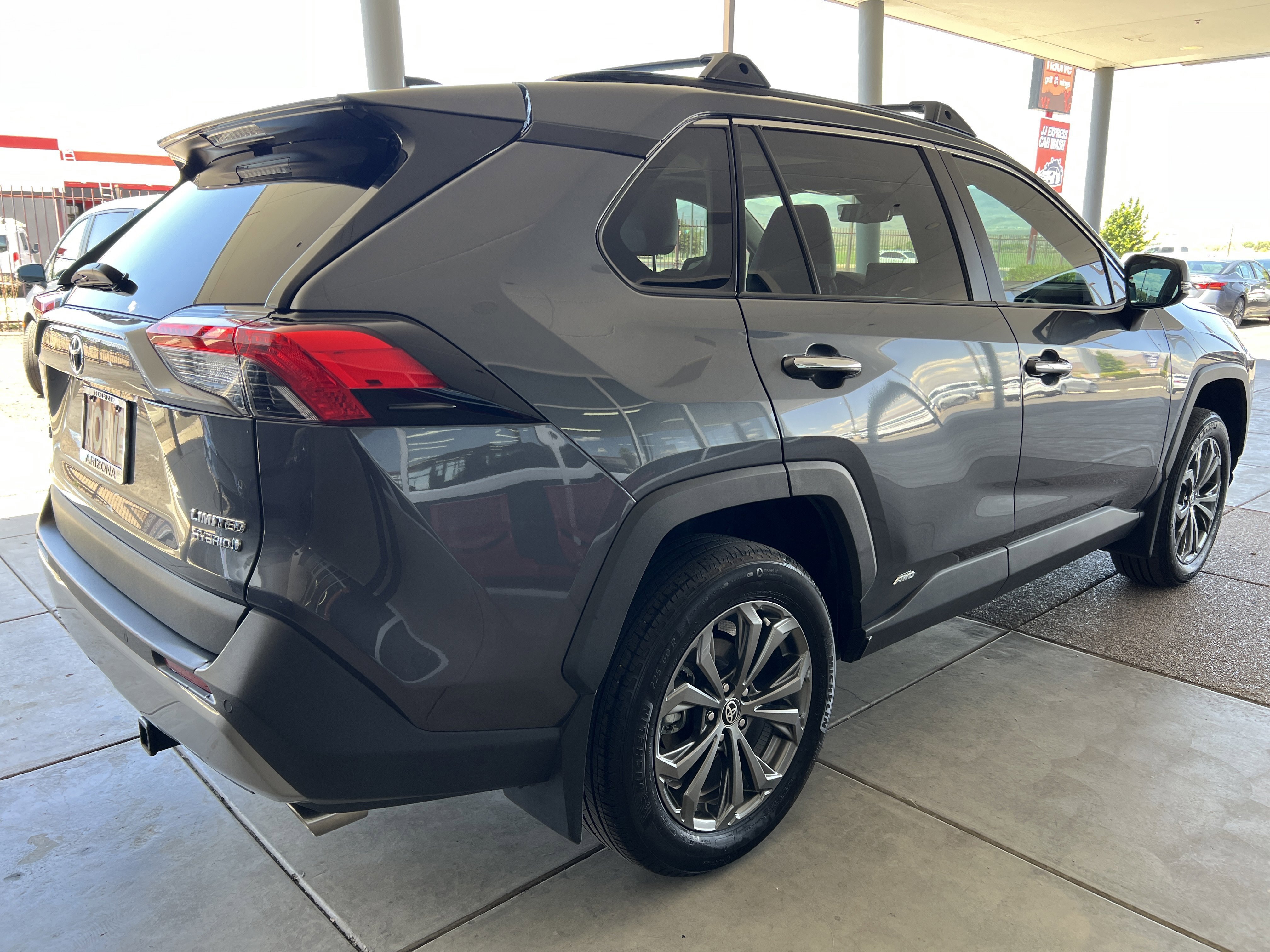 Used 2024 Toyota RAV4 Limited w/ Advanced Technology Package AWD/4WD image 4