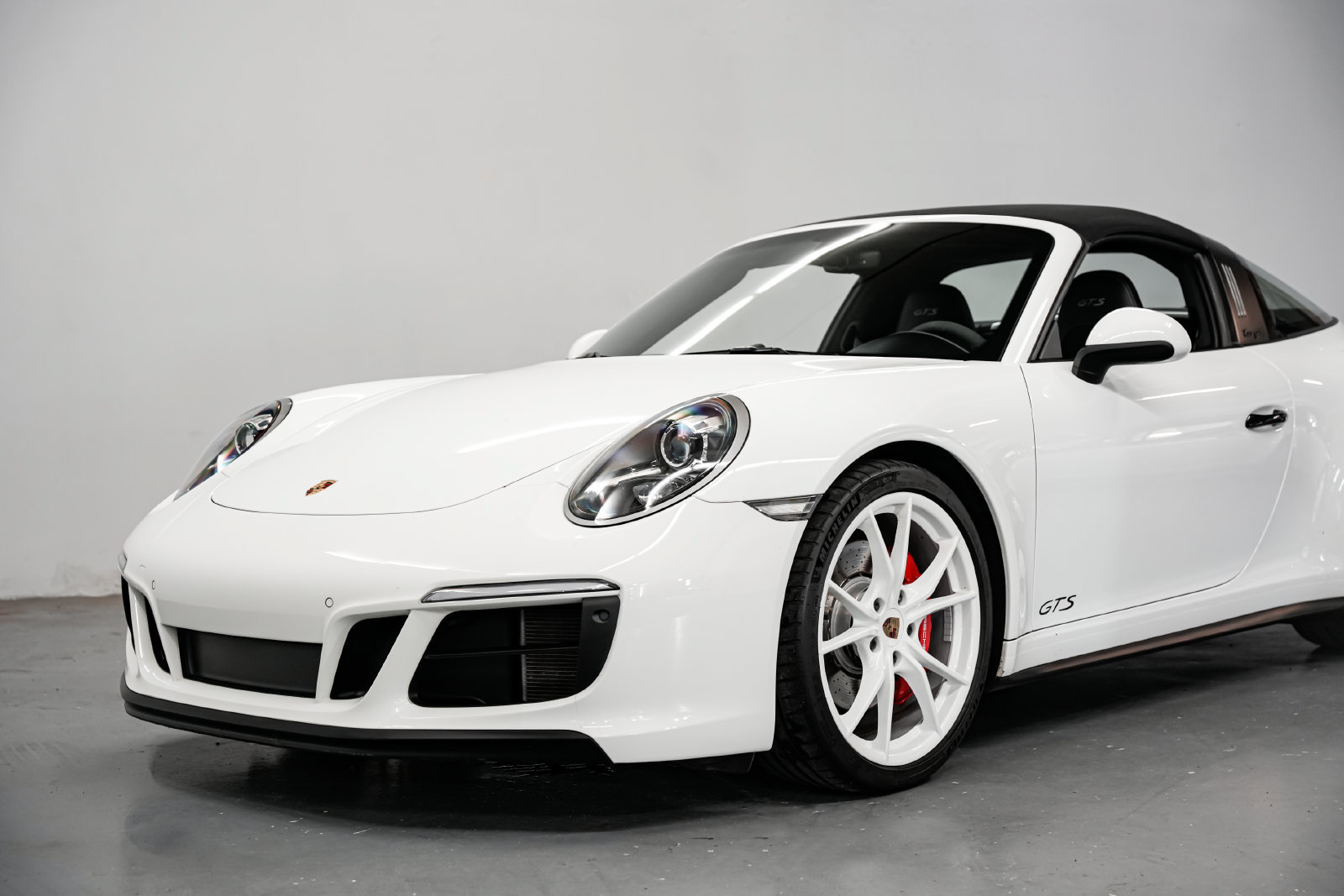 Used 2019 Porsche 911 Targa 4 GTS w/ GTS Interior Package AWD/4WD image 33
