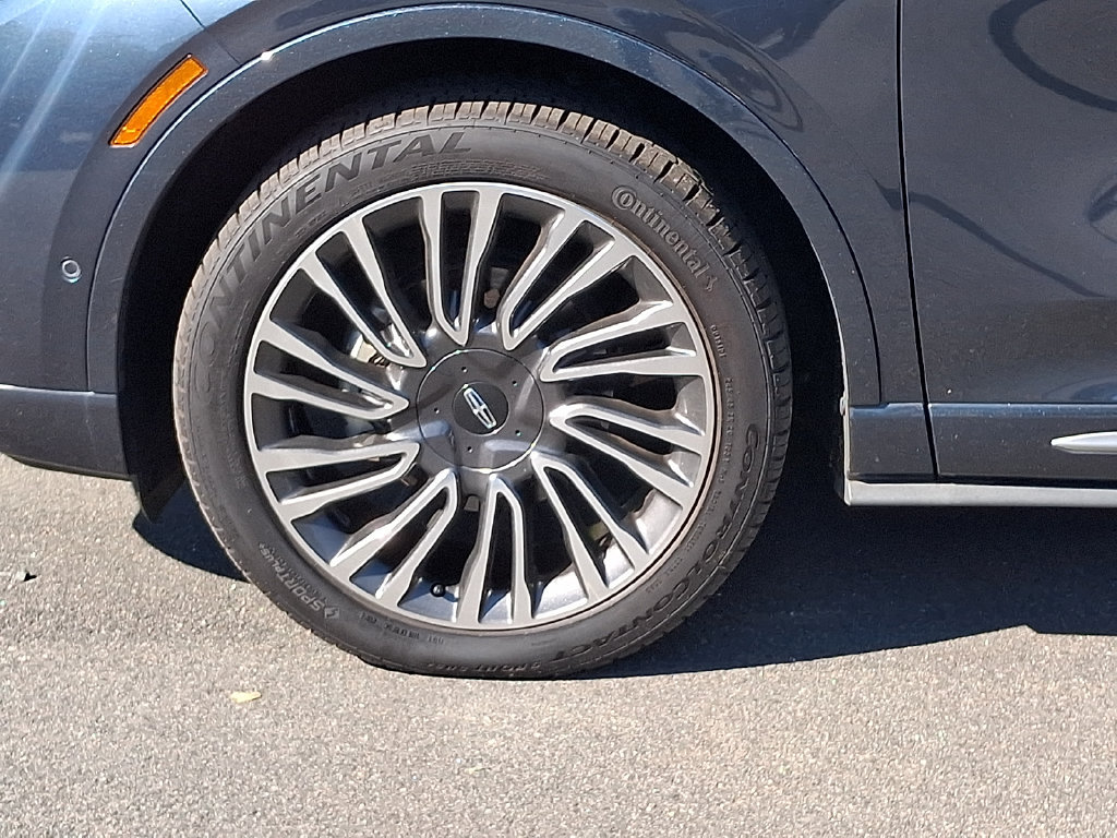 Used 2020 Lincoln Corsair Reserve w/ Equipment Group 201A AWD/4WD image 8