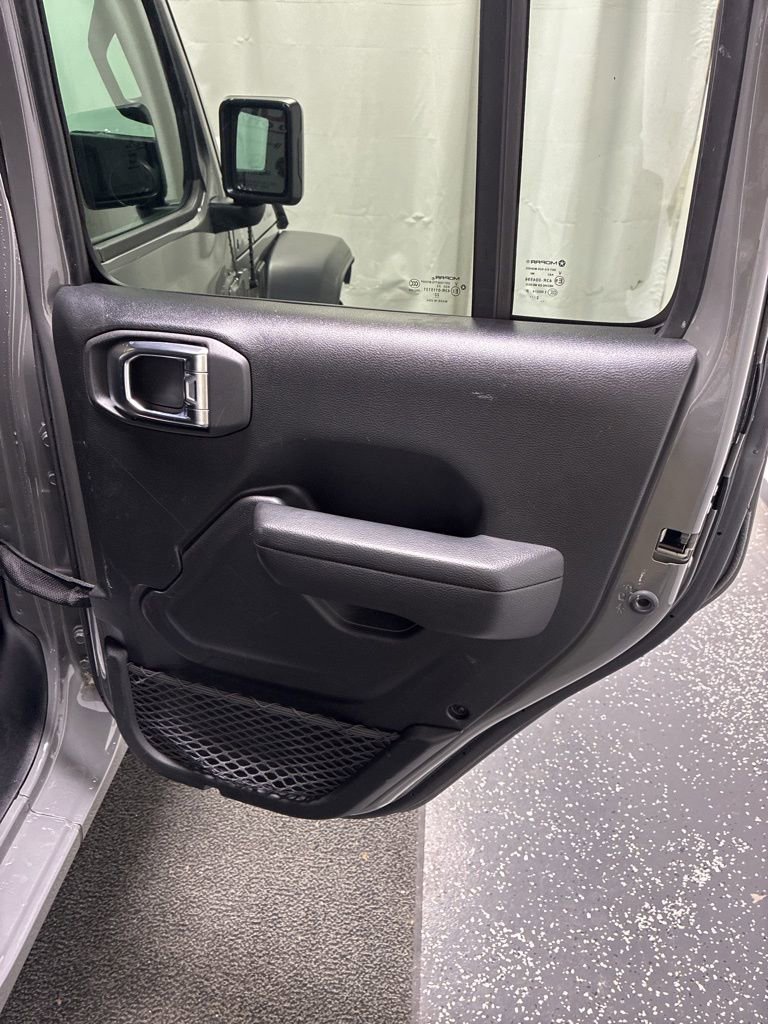 Used 2023 Jeep Wrangler Unlimited image 26