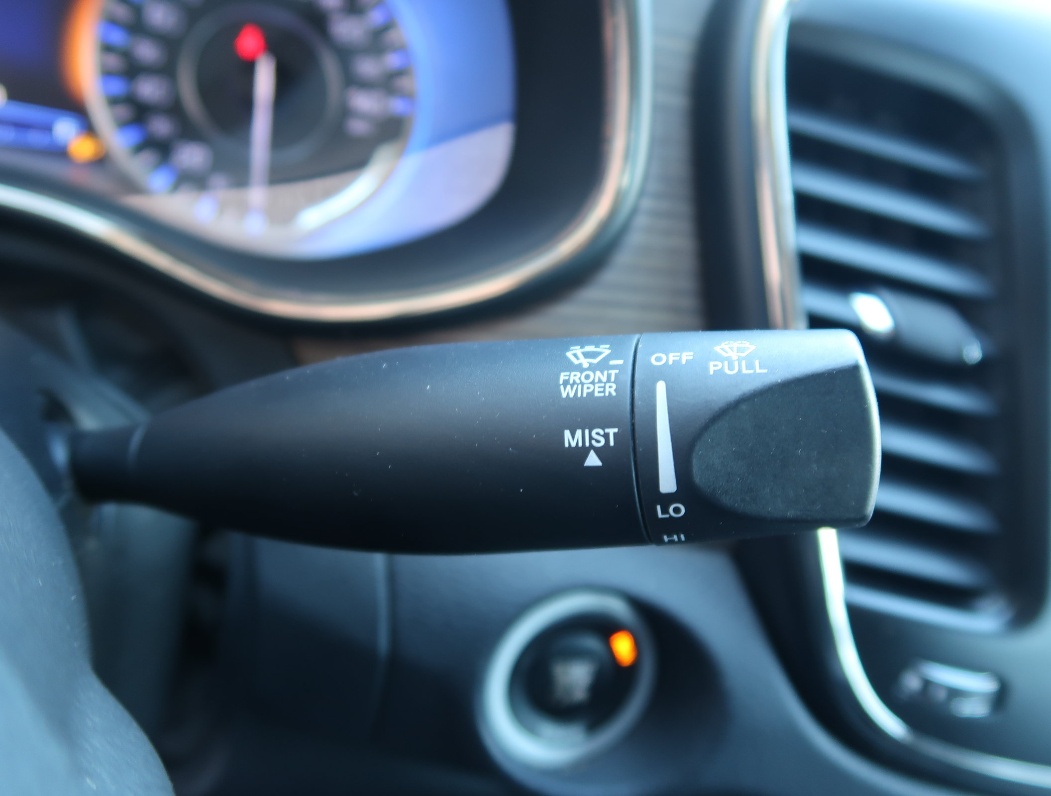 Used 2015 Chrysler 200 C w/ Navigation & Sound Group I FWD image 21
