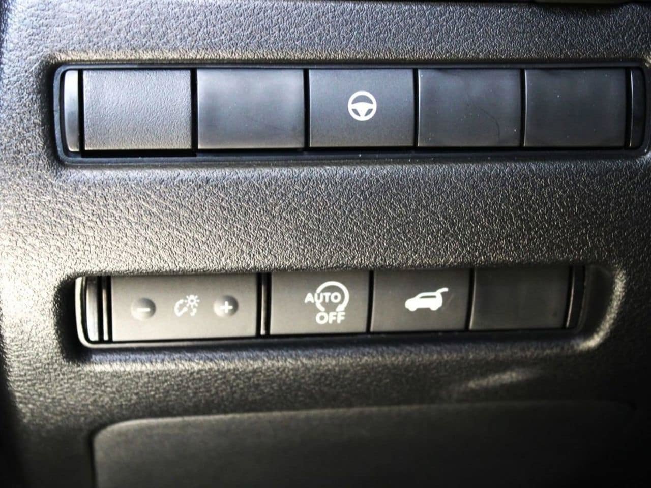 Used 2026 Nissan Rogue SV w/ Cold Weather Package FWD image 31