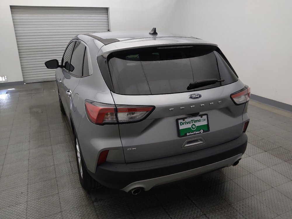 Used 2022 Ford Escape SE FWD image 6