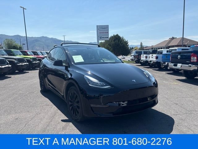 Used 2021 Tesla Model Y Long Range AWD/4WD image 4