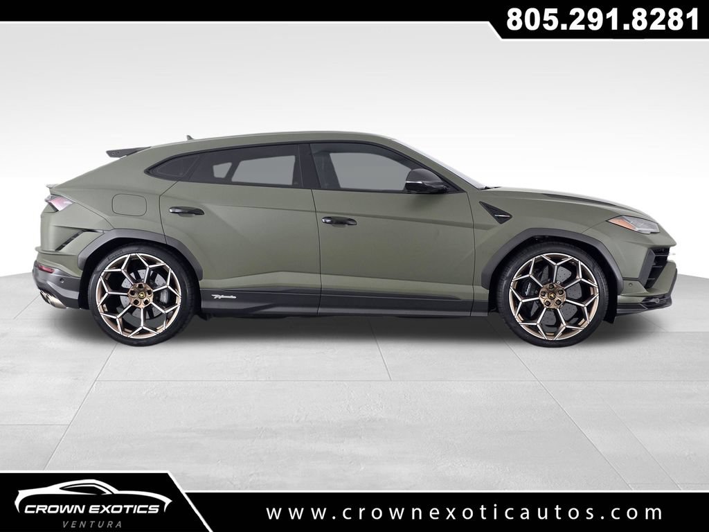 Used 2024 Lamborghini Urus Performante AWD/4WD image 8