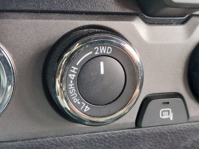 Used 2021 Toyota Tacoma TRD Off-Road AWD/4WD image 28