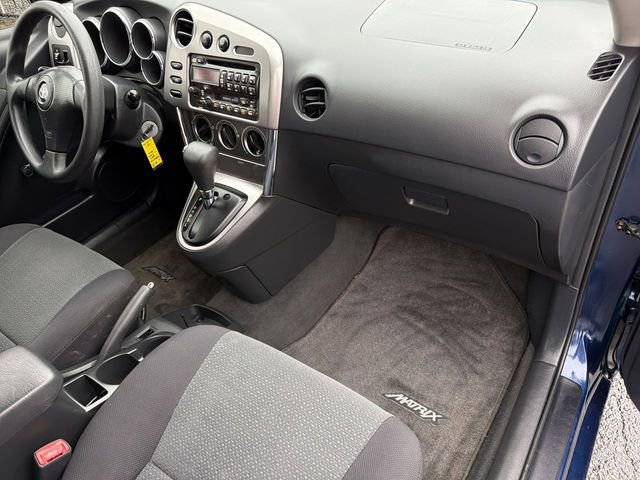 Used 2004 Toyota Matrix image 26