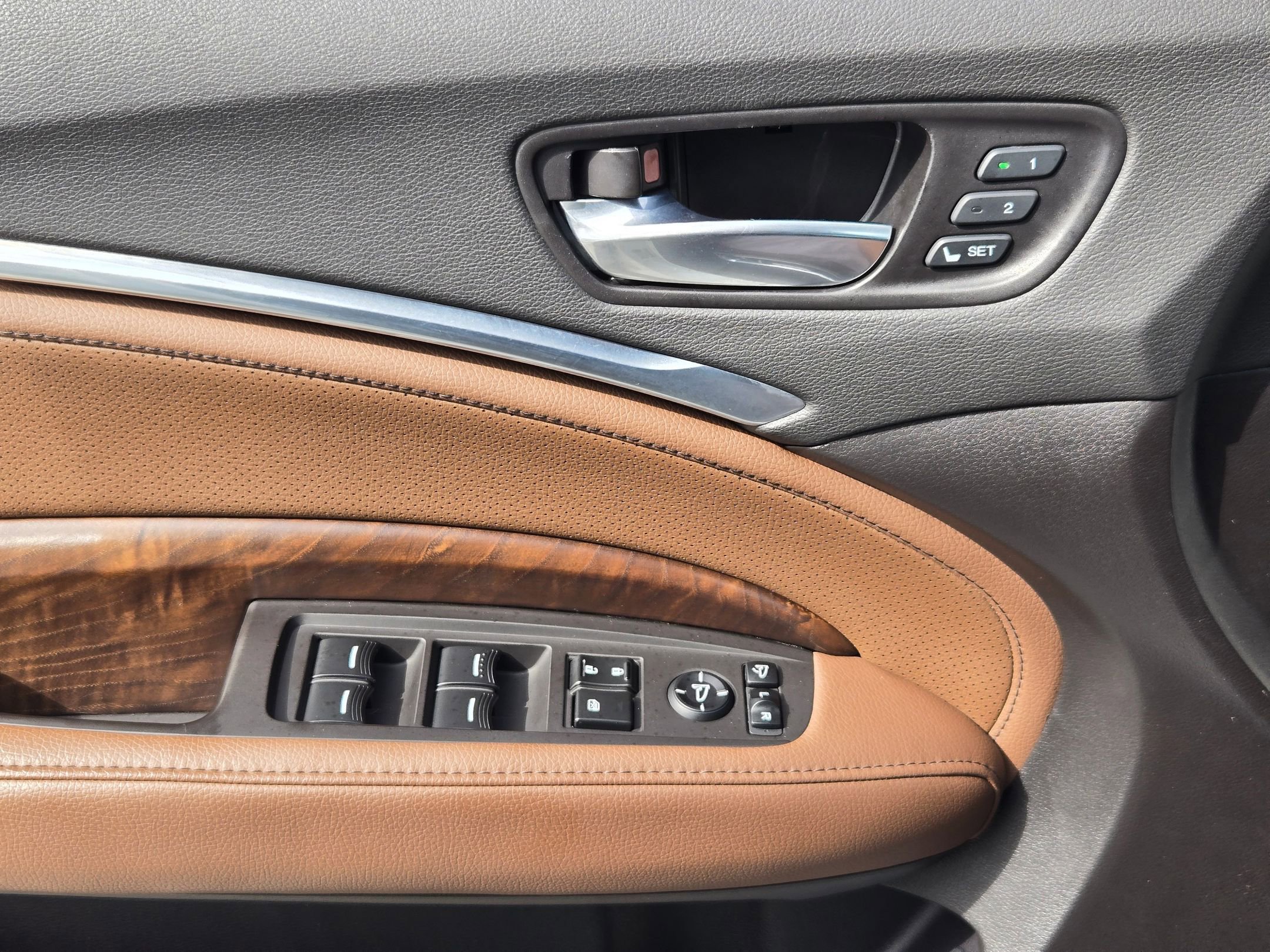 Certified 2020 Acura MDX FWD w/ Technology Package image 12