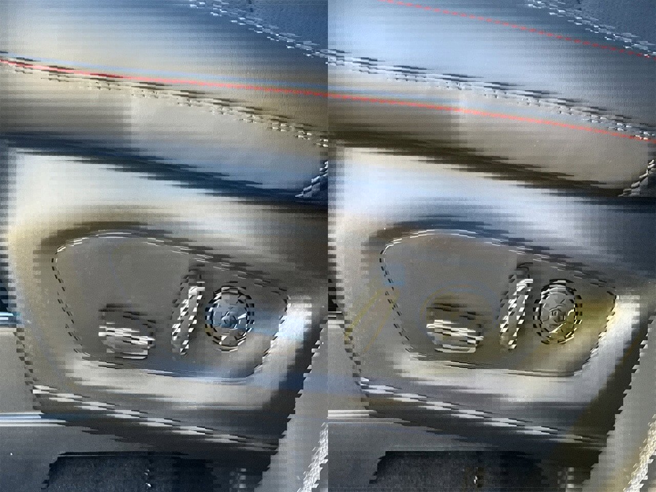 New 2026 Ford Explorer ST w/ Sun And Sound Package image 20