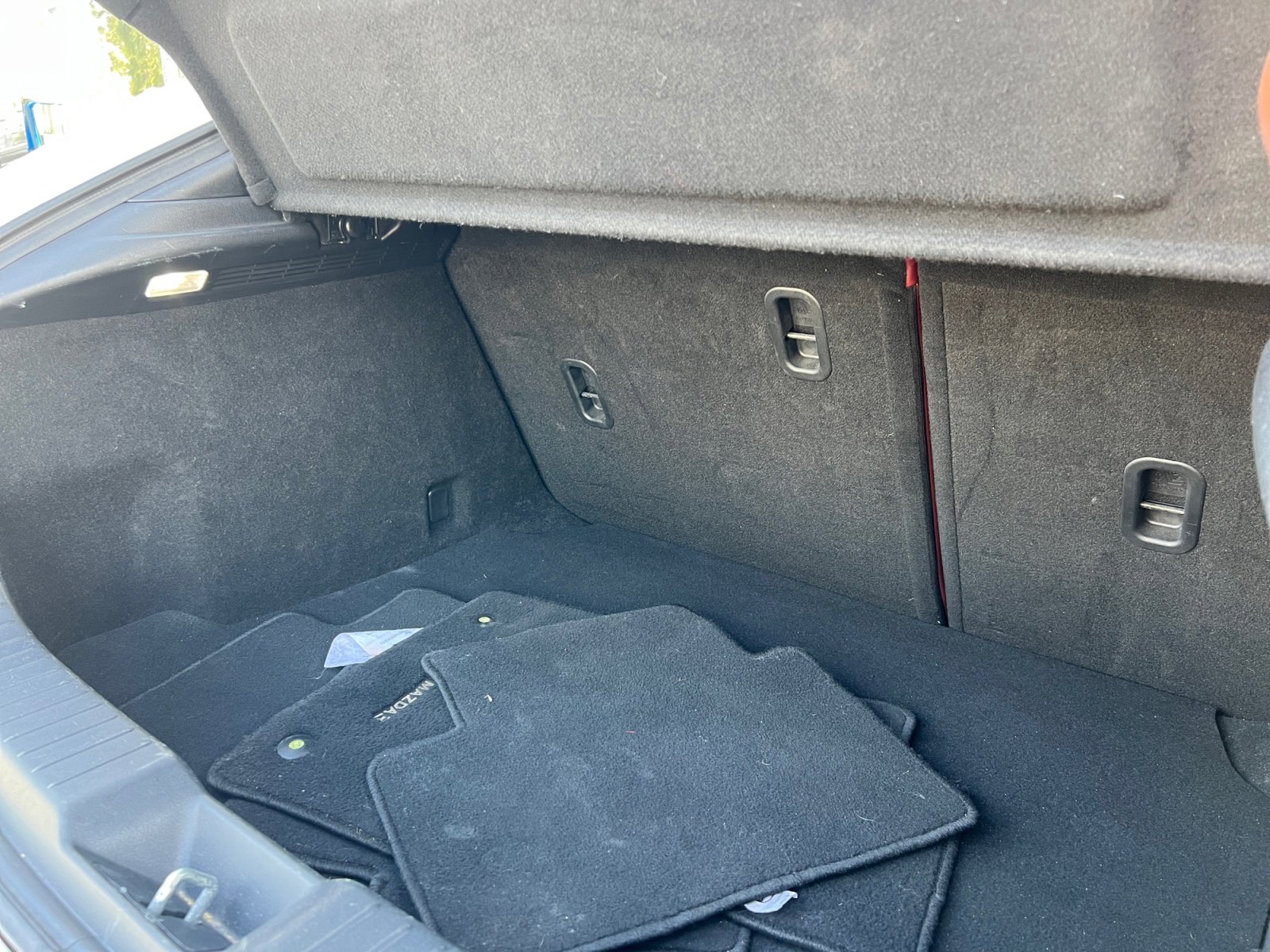 Used 2021 MAZDA MAZDA3 s image 17