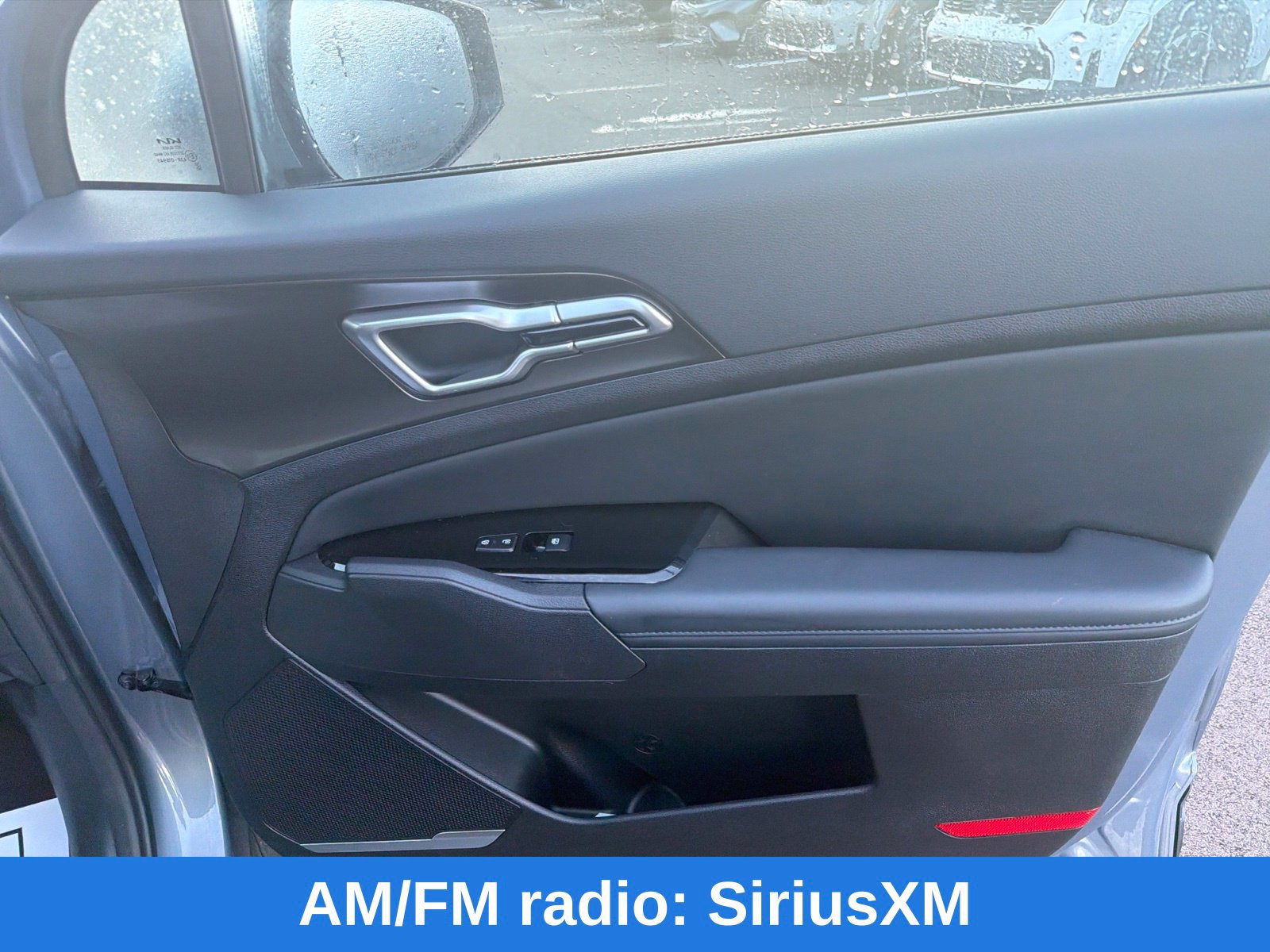 Used 2025 Kia Sportage EX AWD/4WD image 24