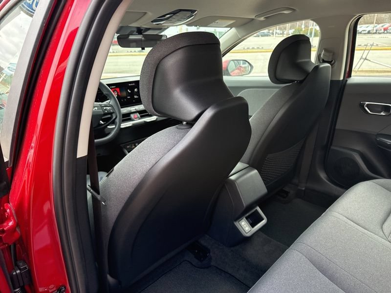 New 2025 Kia K4 GT-Line Turbo FWD image 18