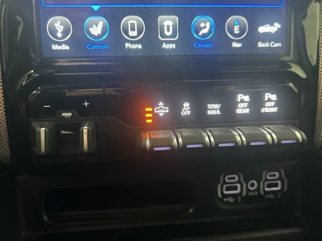 Used 2020 RAM 1500 Limited w/ Body Color Bumper Group image 15