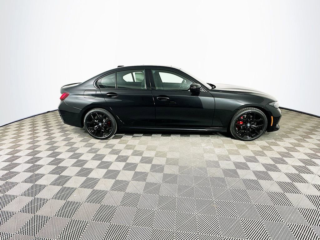 New 2026 BMW 330i xDrive Sedan w/ M Sport Package image 10
