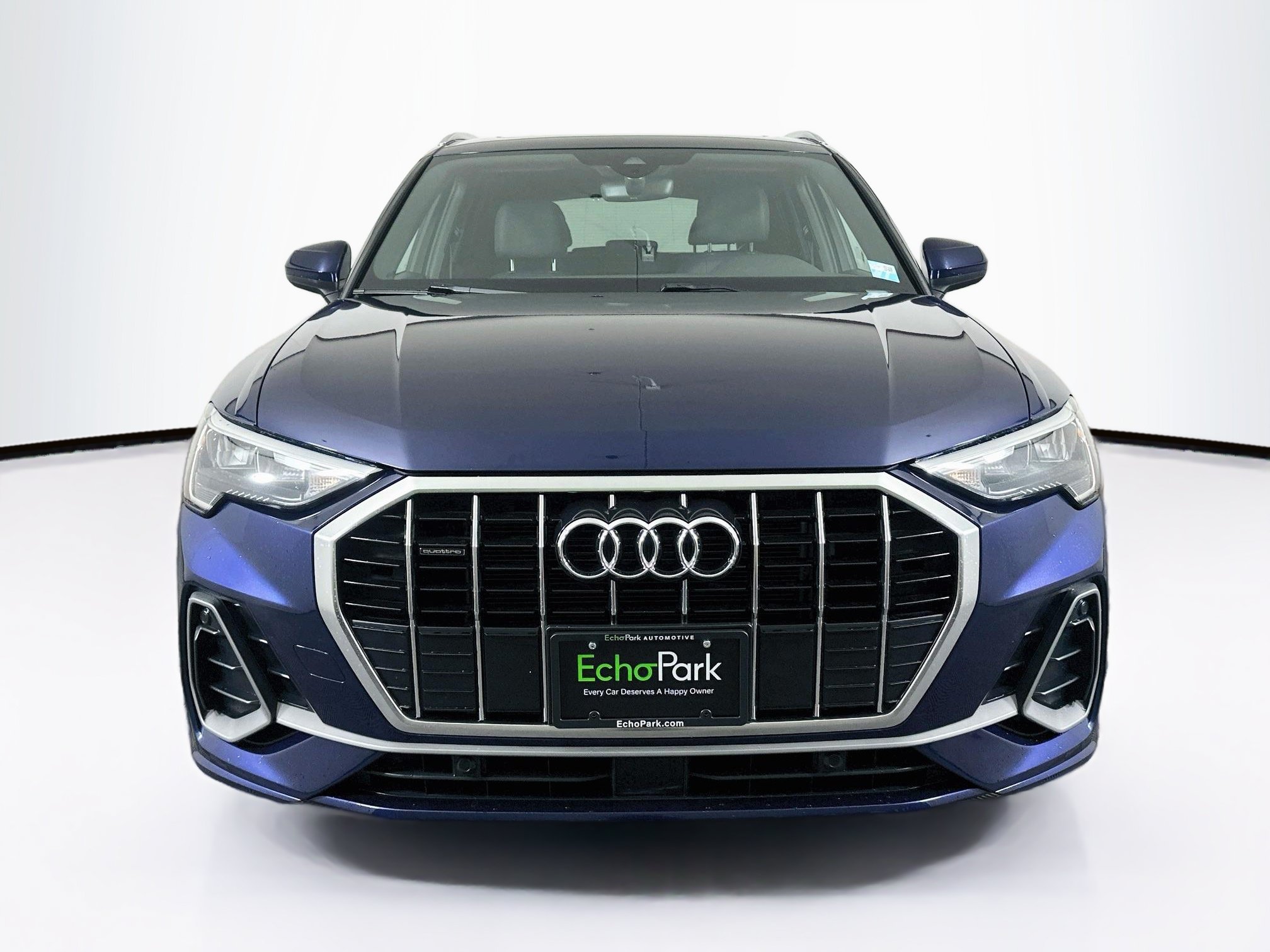 Used 2022 Audi Q3 2.0T Premium AWD/4WD image 2