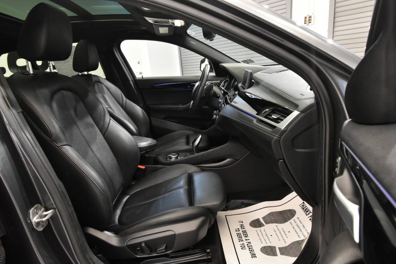 Used 2020 BMW X2 xDrive28i w/ Convenience Package AWD/4WD image 17