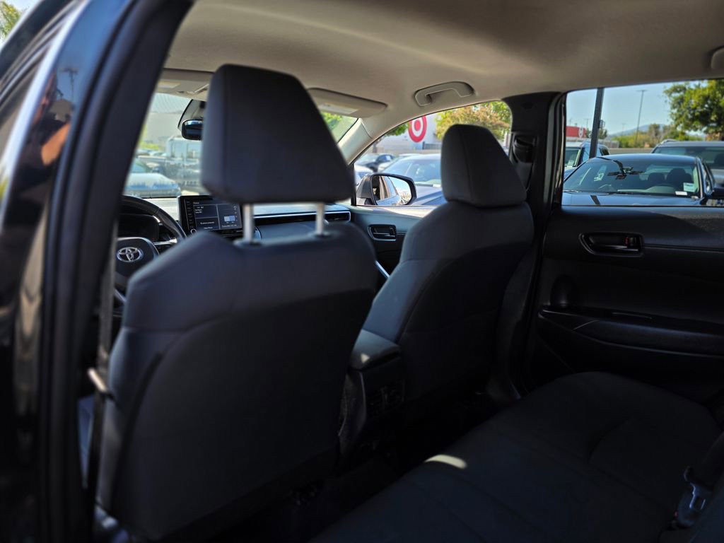 Used 2022 Toyota Corolla Cross LE FWD image 17