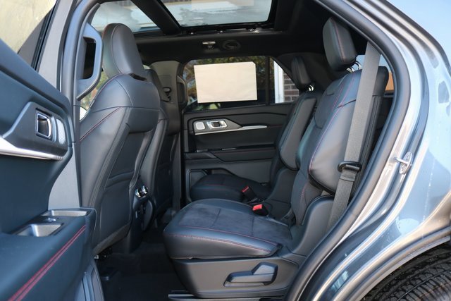 New 2025 Ford Explorer ST image 14